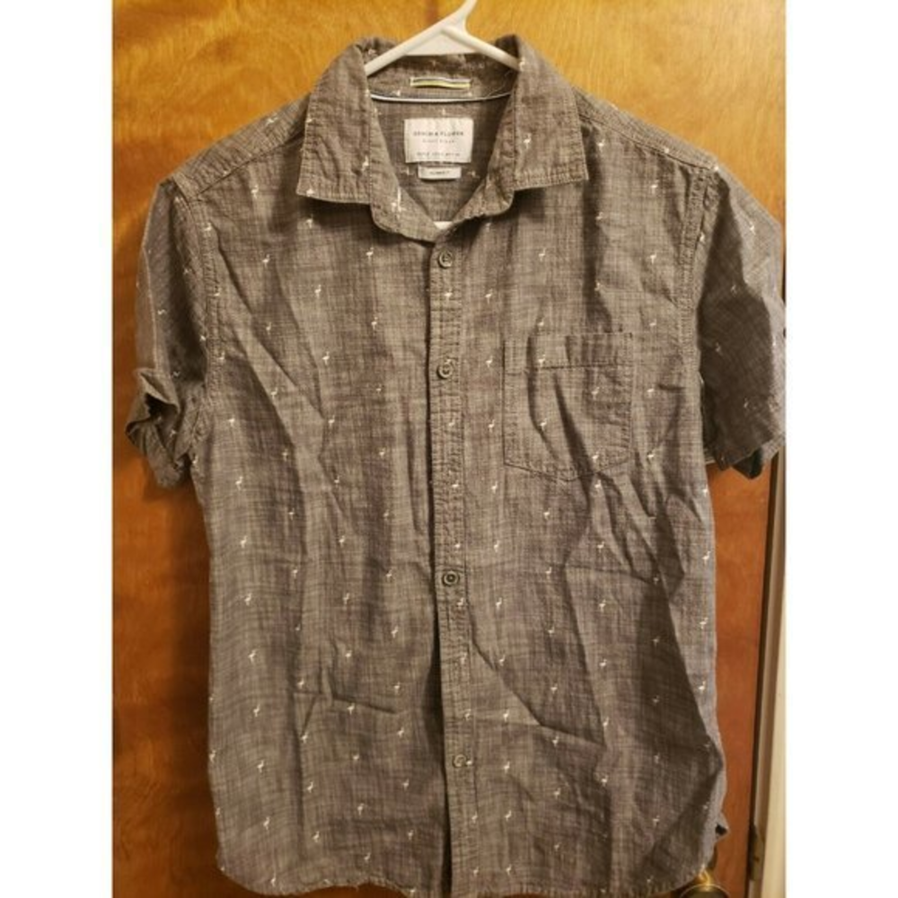 Denim And Flower Mens Button Down Short Sleeve‎ Shirt Small Gray and Flamingos